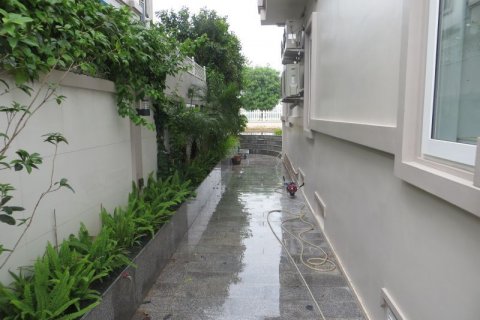 4 bedrooms Villa in Long Bien, Ha Noi,  No. 5309 3