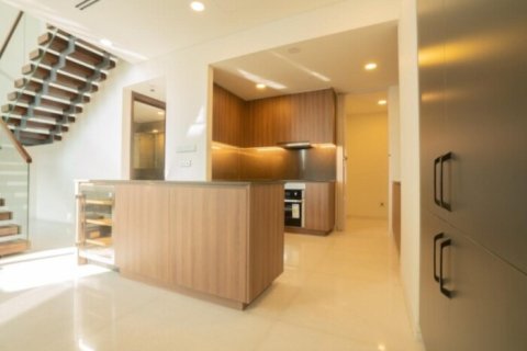 3 bedrooms Duplex in District 3, Ho Chi Minh,  No. 27287 6
