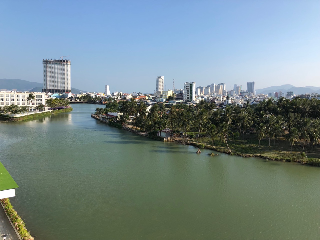 2 bedrooms Apartment in Nha Trang, Vietnam No. 17173