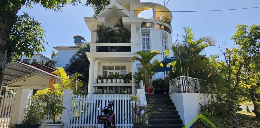 4 bedrooms Villa in Nha Trang,  No. 28665