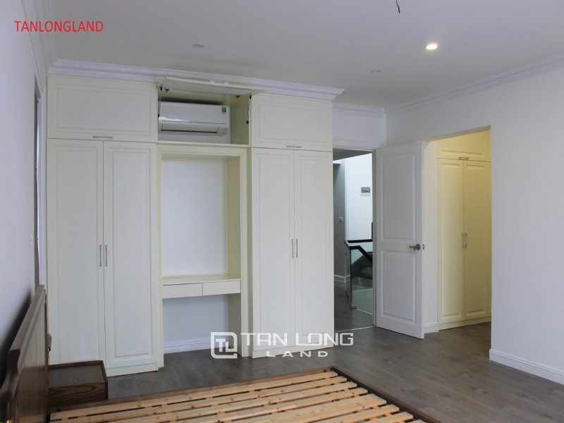 4 bedrooms Villa in Long Bien, Ha Noi, Vietnam No. 2514