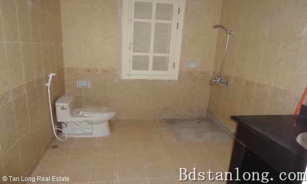 Дом с 4 спальнями в Бактыльем, Ханой, Вьетнам № 8132