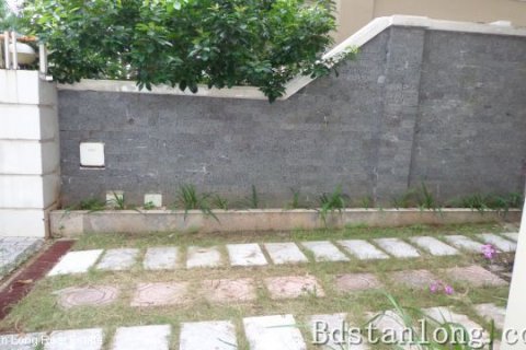 4 bedrooms House in Bac Tu Liem, Ha Noi,  No. 8132 4