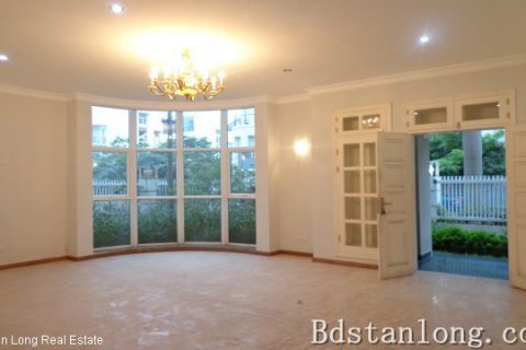 4 bedrooms House in Bac Tu Liem, Ha Noi,  No. 8132 10