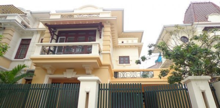 4 bedrooms House in Bac Tu Liem, Ha Noi, No. 8130