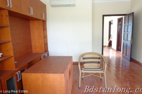 4 bedrooms House in Bac Tu Liem, Ha Noi, No. 8130 9
