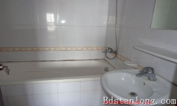 3 bedrooms Apartment in Cau Giay, Ha Noi, Vietnam No. 8722