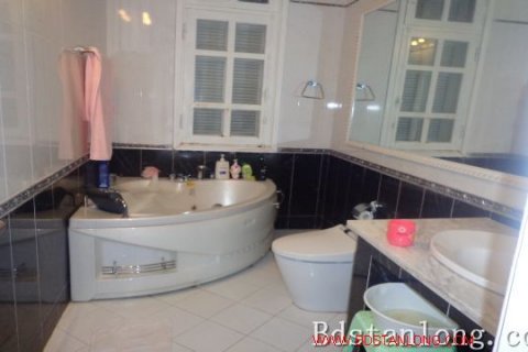 4 bedrooms Villa in Tay Ho, Ha Noi, No. 7935 7