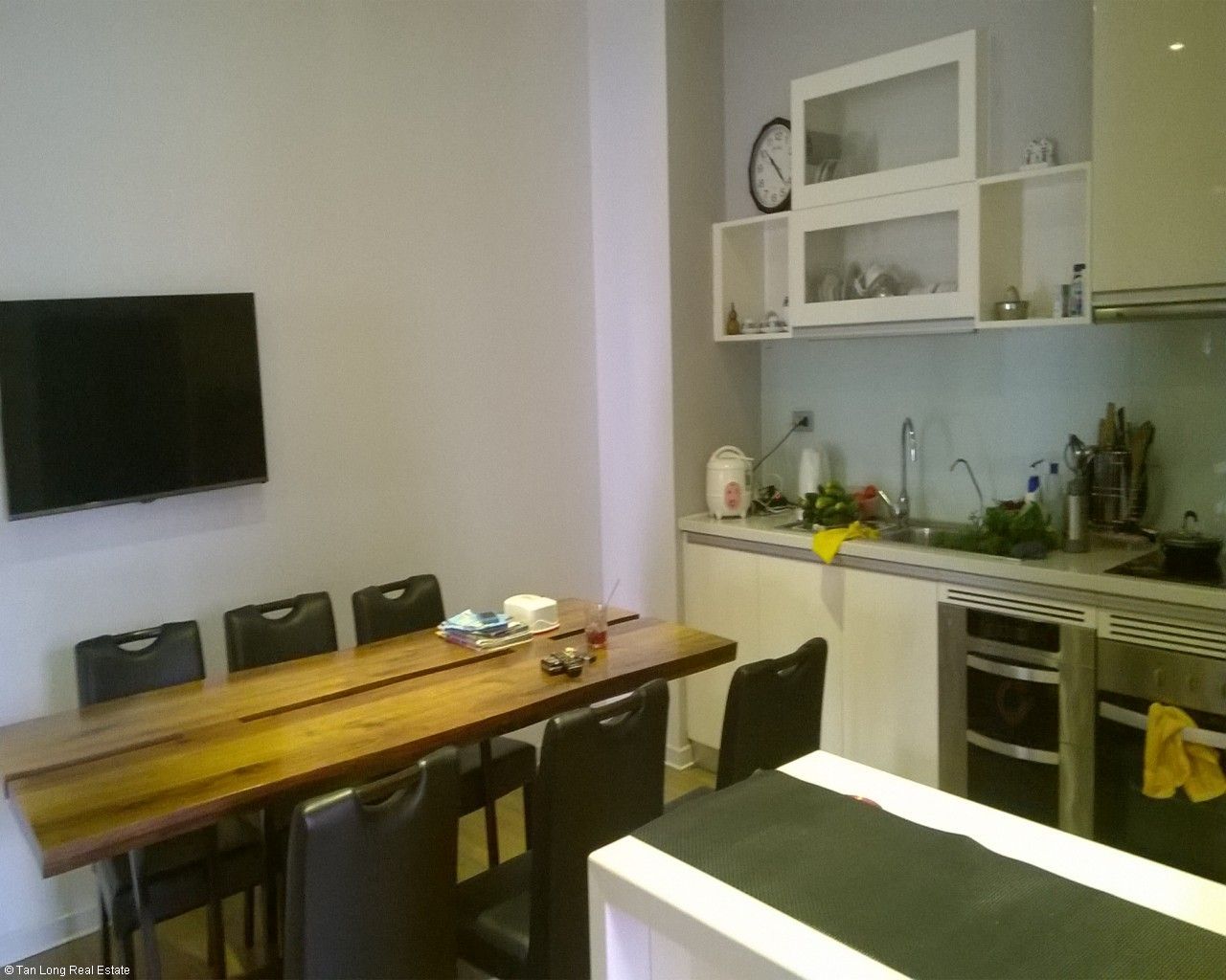 3 bedrooms Apartment in Dong Da, Ha Noi, Vietnam No. 5905