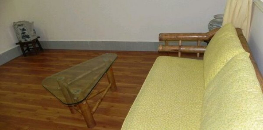 Квартира с 1 спальней в Тэйхо, Ханой , № 7582
