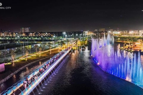 Квартира с 3 спальнями в Тхудык, Хошимин ,  № 28901 14