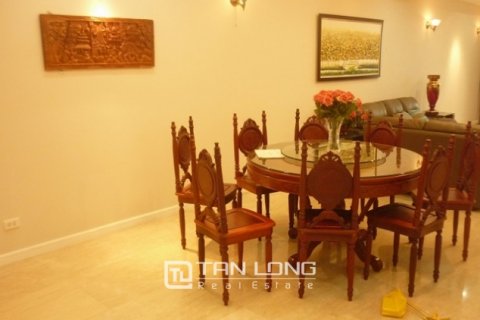 3 bedrooms Apartment in Tay Ho, Ha Noi,  No. 3466 3