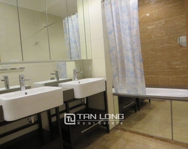 3 bedrooms Apartment in Cau Giay, Ha Noi, Vietnam No. 3884