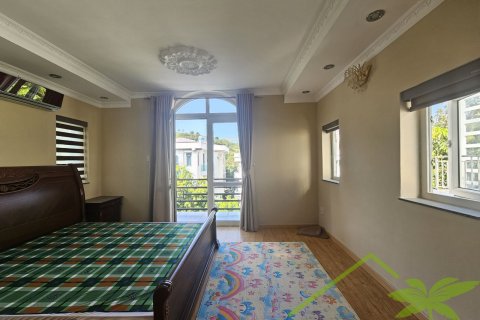 4 bedrooms Villa in Nha Trang, No. 27909 12