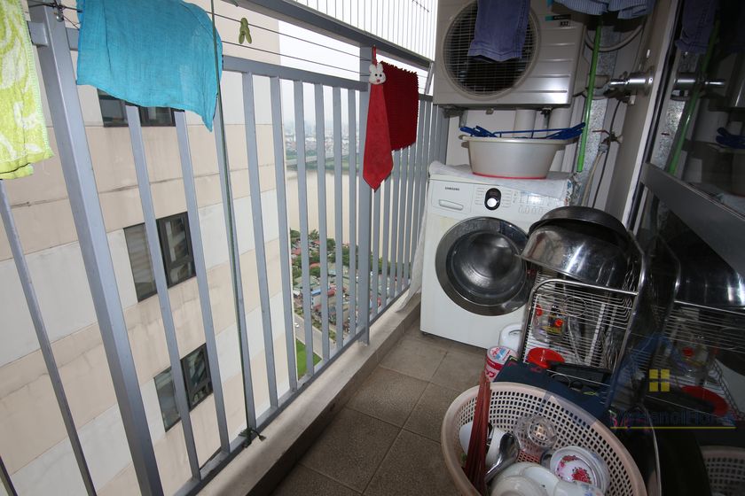 3 bedrooms Apartment in Long Bien, Ha Noi, Vietnam No. 19365