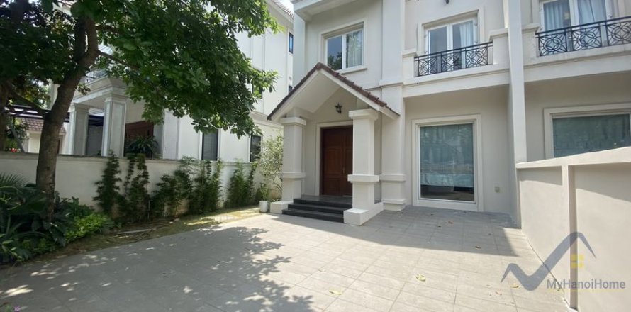 Вилла с 4 спальнями в Лонгбьен, Ханой , № 20369