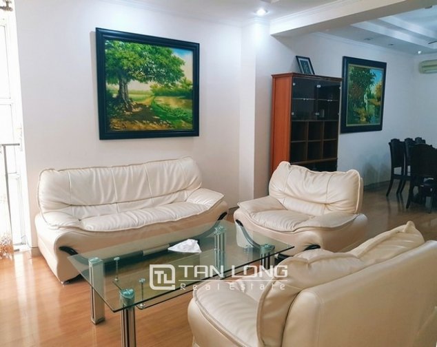 3 bedrooms Apartment in Tay Ho, Ha Noi, Vietnam No. 3490