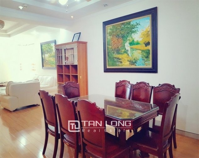 3 bedrooms Apartment in Tay Ho, Ha Noi, Vietnam No. 3490