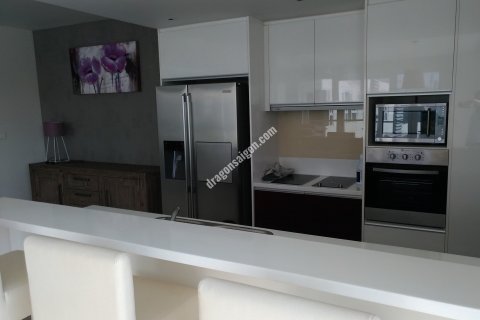 206m2 Apartment in Thu Duc, Ho Chi Minh, No. 15102 20
