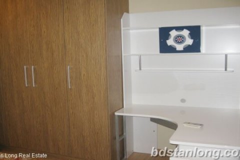 3 bedrooms Apartment in Dong Da, Ha Noi, No. 8263 7