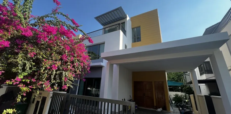 5 bedrooms House in Thu Duc, Ho Chi Minh, No. 27001