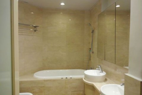 2 bedrooms Apartment in Tay Ho, Ha Noi, No. 5647 9