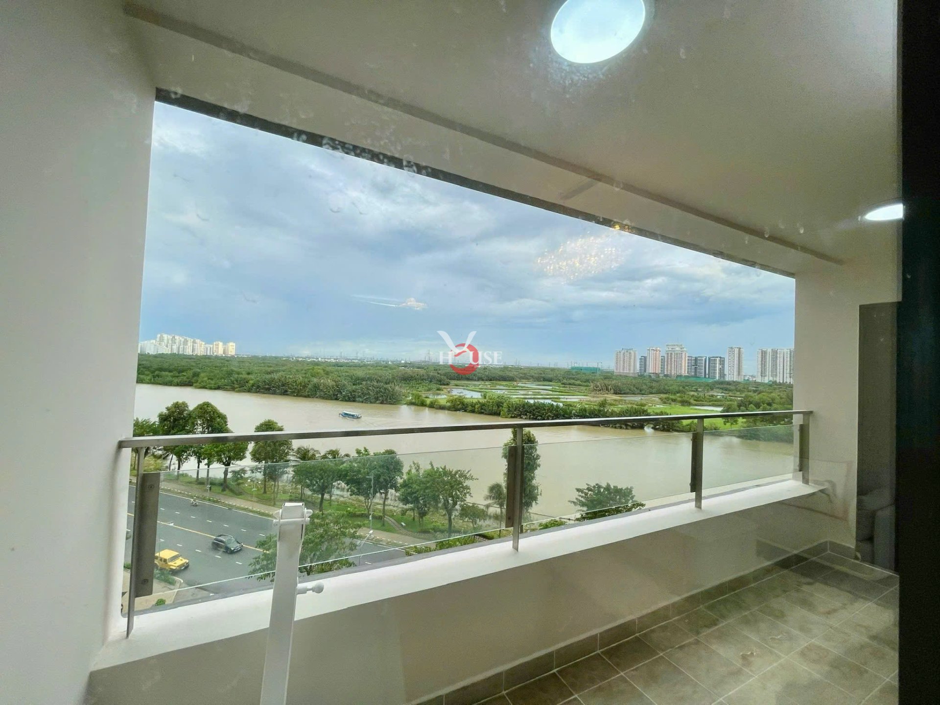 Apartment in Ho Chi Minh, Vietnam No. 30294