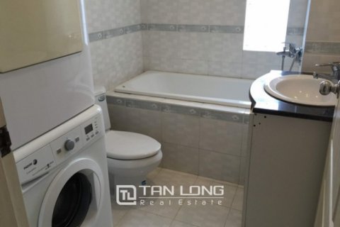 2 bedrooms Apartment in Hai Ba Trung, Ha Noi, No. 4490 8