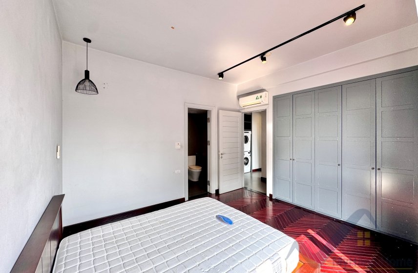 5 bedrooms Apartment in Tay Ho, Ha Noi, Vietnam No. 26365