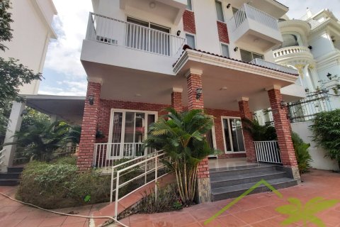 12 bedrooms Villa in Nha Trang, No. 28749 2