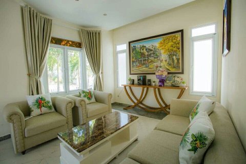 4 bedrooms Villa in Nha Trang, No. 28751 2