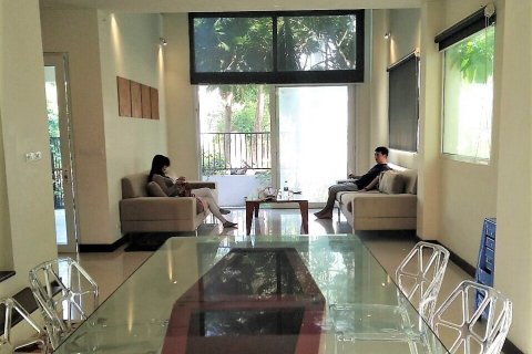 3 bedrooms Villa in Nha Trang, No. 28747 2