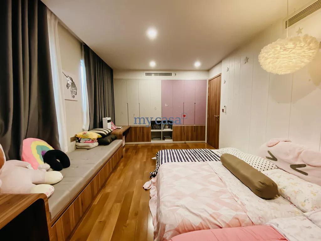 6 bedrooms Apartment in Thu Duc, Ho Chi Minh, Vietnam No. 11102
