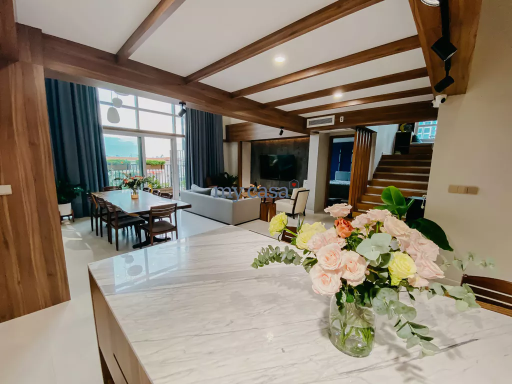 6 bedrooms Apartment in Thu Duc, Ho Chi Minh, Vietnam No. 11102