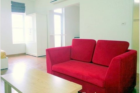 Квартира с 1 спальней в Каузяй, Ханой ,  № 6829