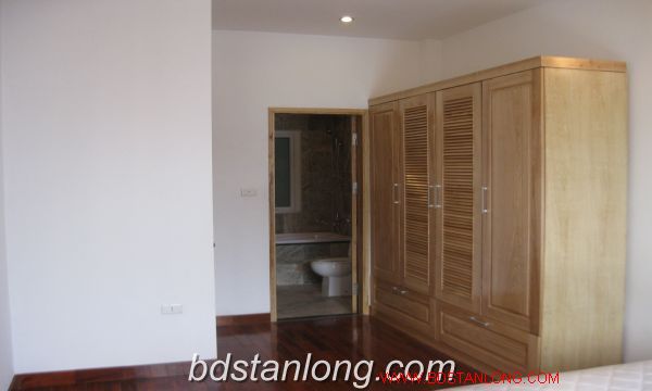 2 bedrooms Apartment in Ba Dinh, Ha Noi, Vietnam No. 6826