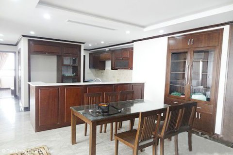 3 bedrooms Apartment in Ba Dinh, Ha Noi,  No. 6196 3