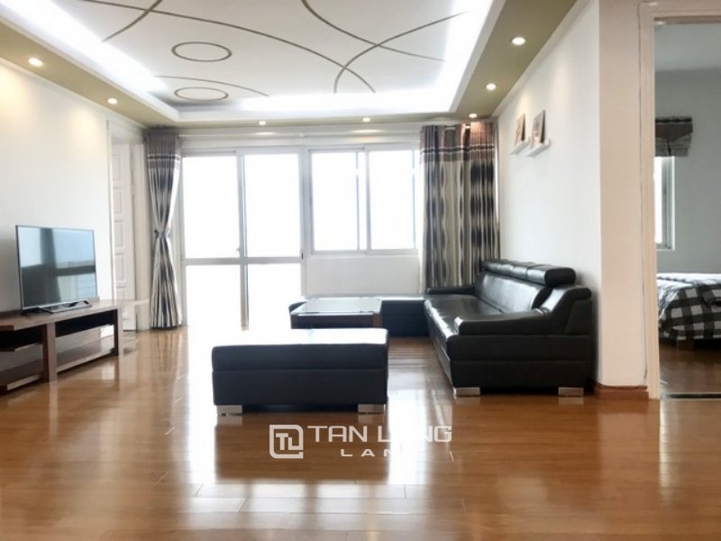 3 bedrooms Apartment in Tay Ho, Ha Noi, Vietnam No. 2557