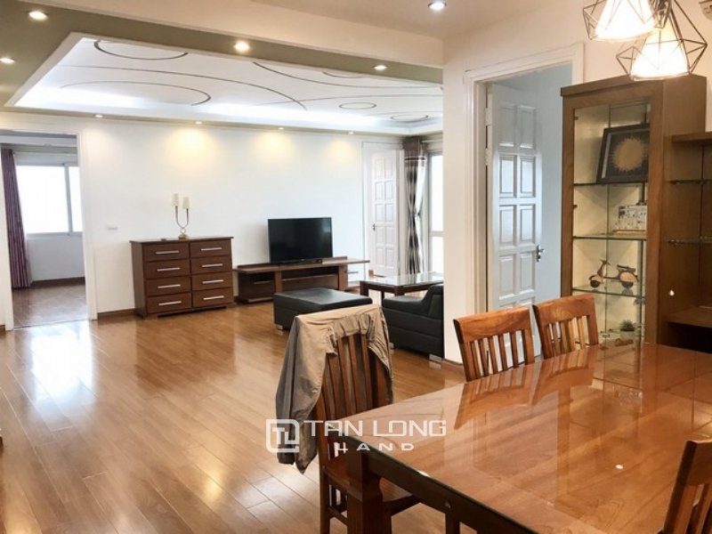 3 bedrooms Apartment in Tay Ho, Ha Noi, Vietnam No. 2557