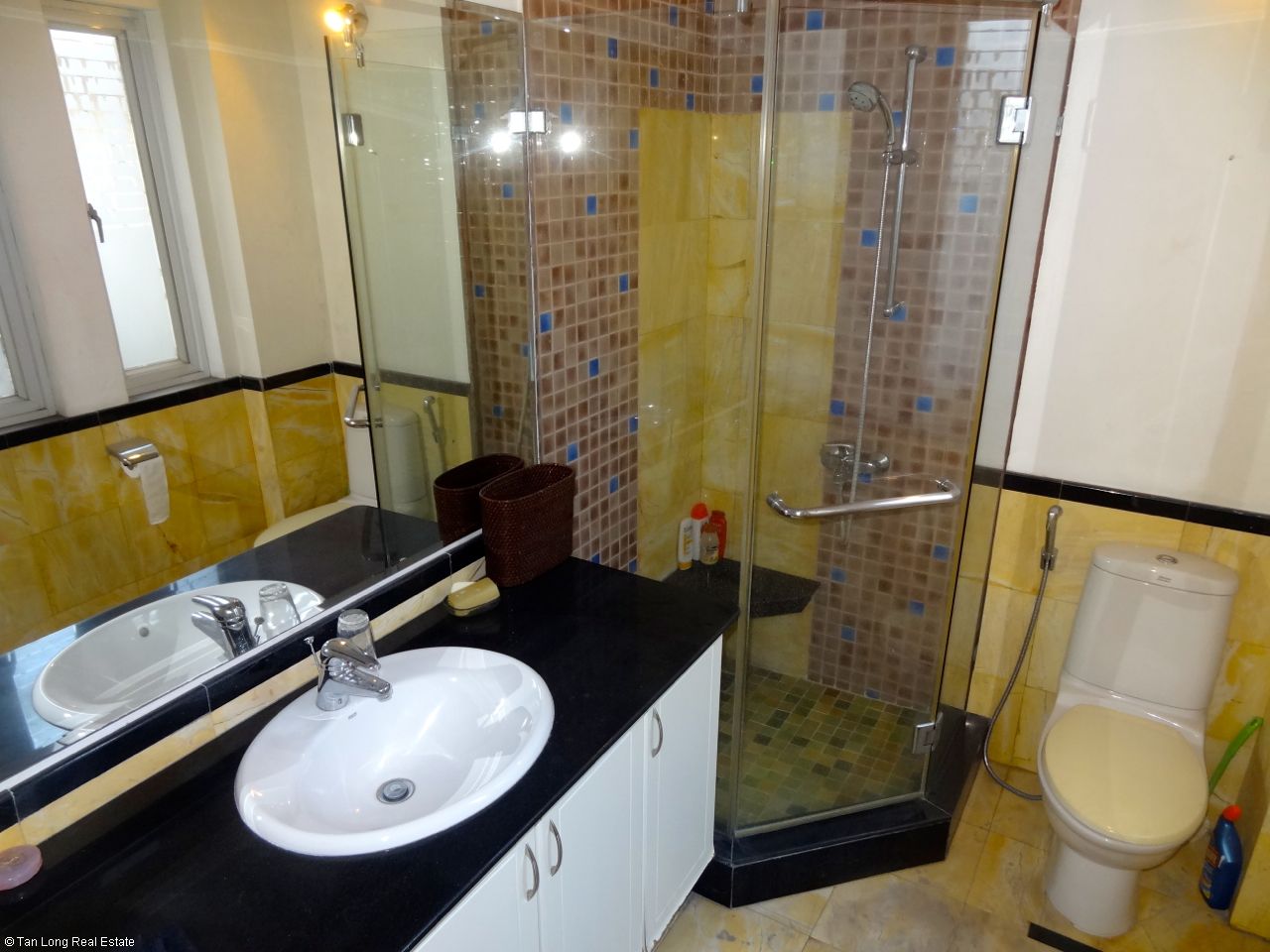 3 bedrooms House in Hoan Kiem, Ha Noi, Vietnam No. 5928