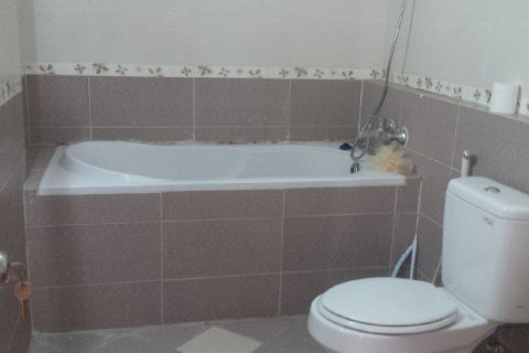 3 bedrooms Apartment in Cau Giay, Ha Noi, No. 5932 9