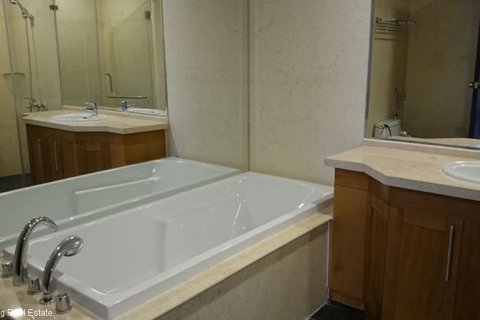 Квартира с 3 спальнями в Тханьсуан, Ханой , № 7040 11