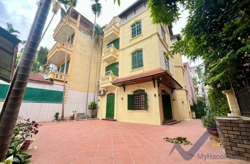 4 bedrooms Villa in Tay Ho, Ha Noi, Vietnam No. 18829