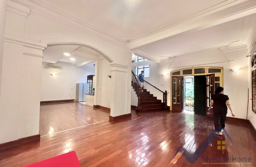 4 bedrooms Villa in Tay Ho, Ha Noi, Vietnam No. 18829