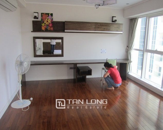 3 bedrooms Apartment in Tay Ho, Ha Noi, Vietnam No. 4261