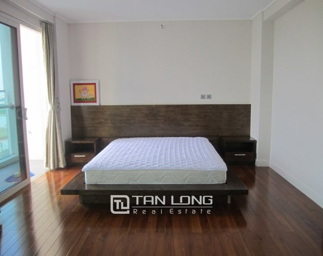 3 bedrooms Apartment in Tay Ho, Ha Noi, Vietnam No. 4261
