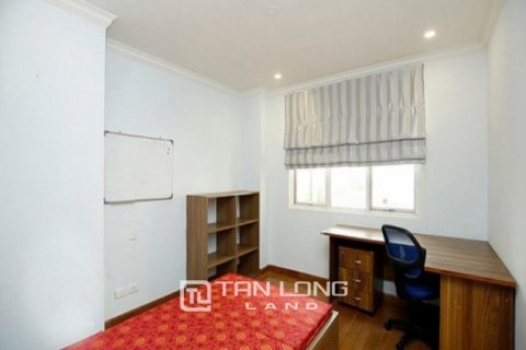 4 bedrooms Apartment in Tay Ho, Ha Noi, No. 2786 8