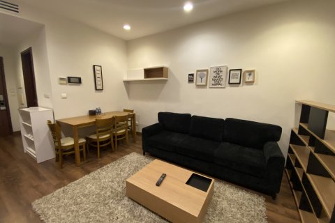 Studio Apartment in Ba Dinh, Ha Noi, No. 18357 5