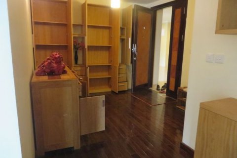 Квартира с 4 спальнями в Тэйхо, Ханой ,  № 5301