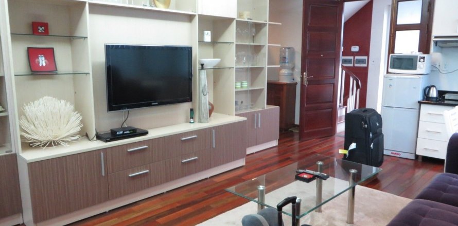 1 bedroom Apartment in Hoan Kiem, Ha Noi, No. 5304